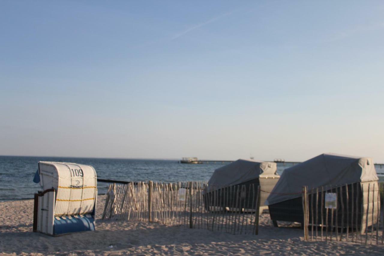 Strandlaeufer Im Kirschgarten Kellenhusen Eksteriør billede